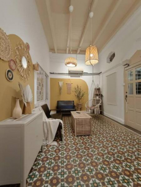 UNESCO Bohemian Style Heritage House at Georgetown 5BR 14 pax